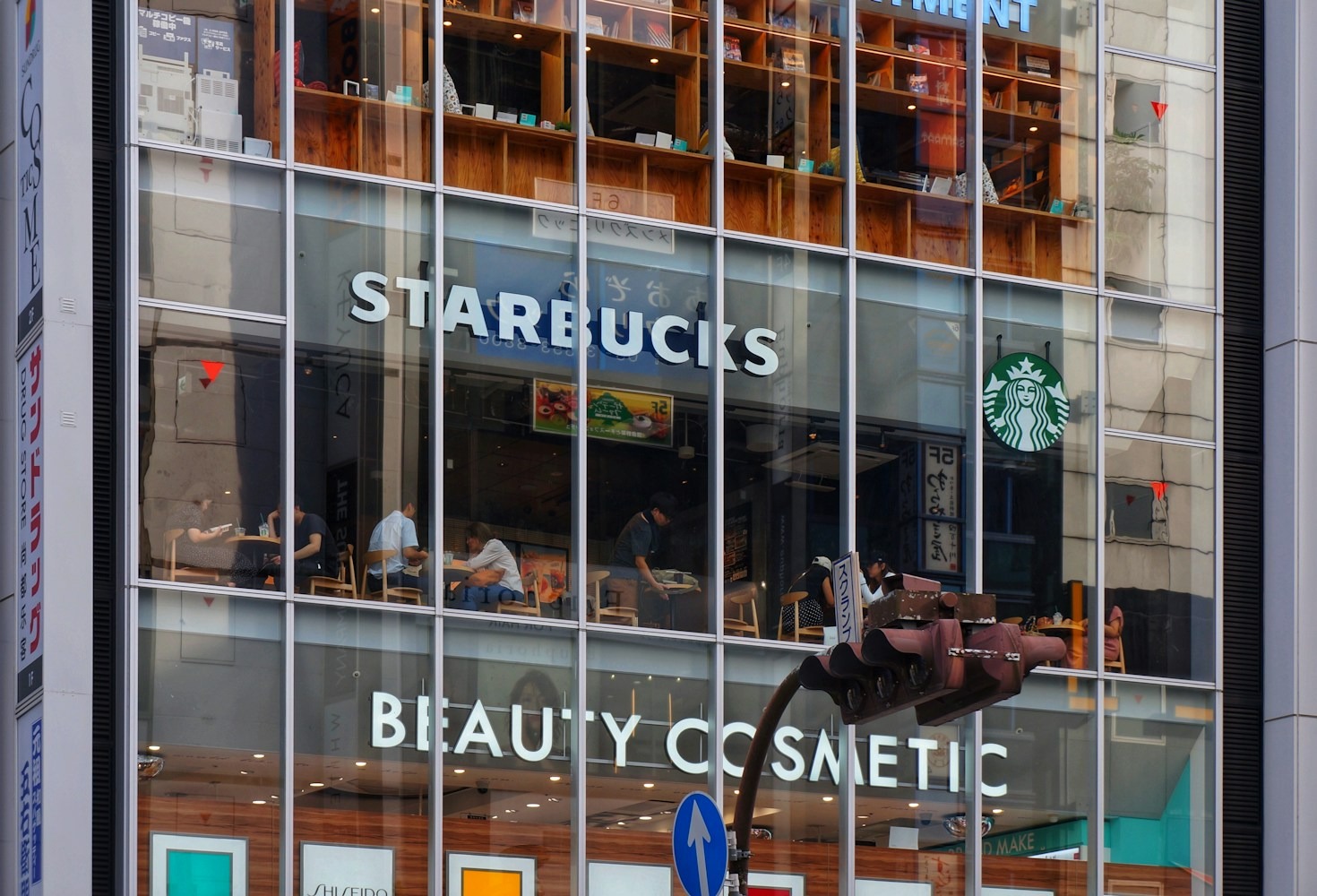 🇦🇪 FNB Pillars: A Strategic Force Shaping the Franchise Industry in the MENA Region